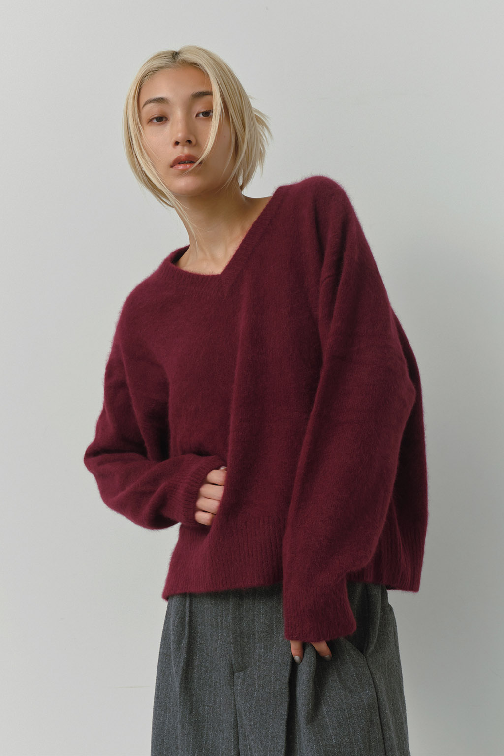 海外並行輸入正規品 Top Knit Neck V Raccoon Basic | STAM ALEXIA ニット+セーター