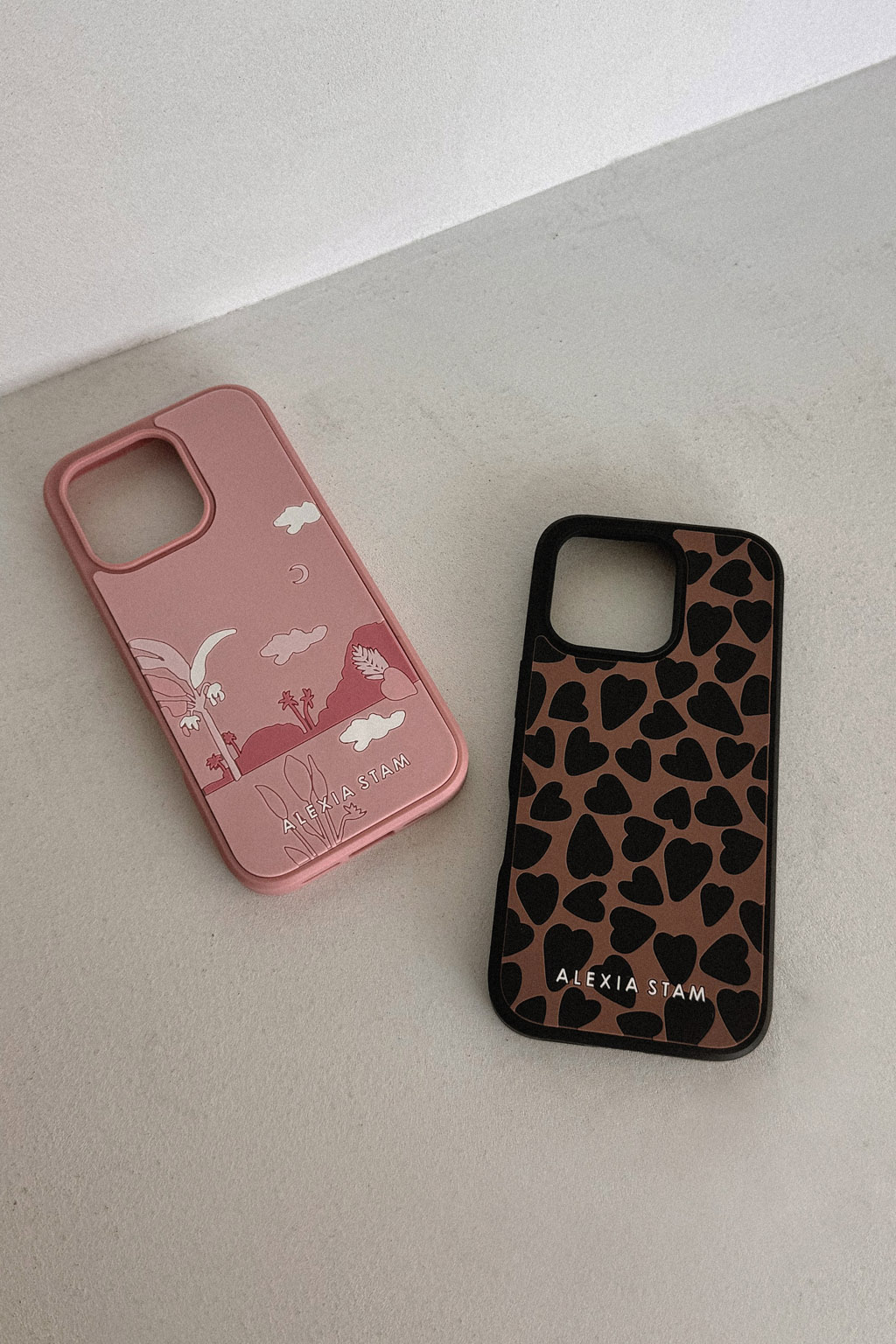 「高評価！」注目のレビュ Silicon iPhone Case | ALEXIA STAM iPhoneアクセサリー