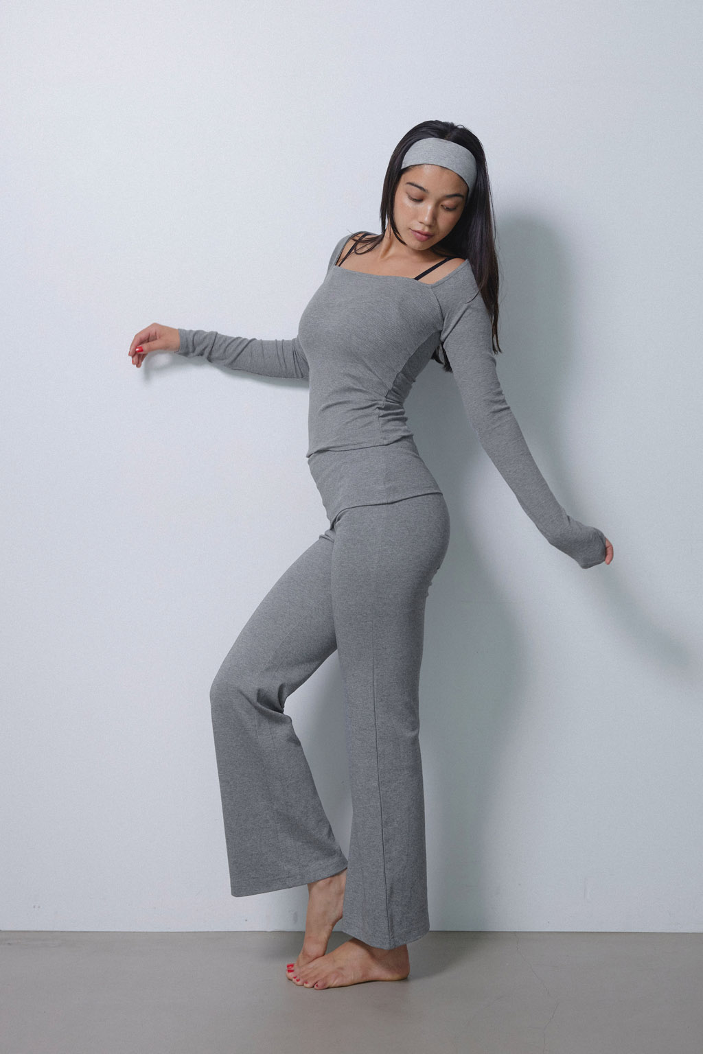 Wellness Turn-up Waist Flared Pants | ALEXIA STAM