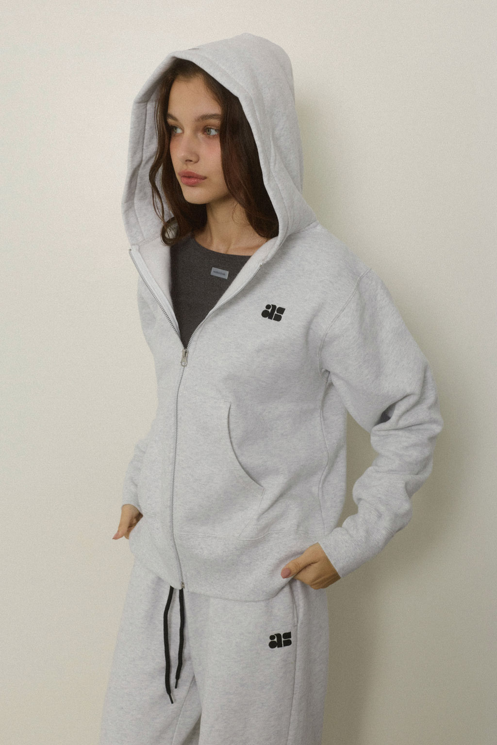 Wellness Contrast Logo Zip Up Hoodie | ALEXIA STAM